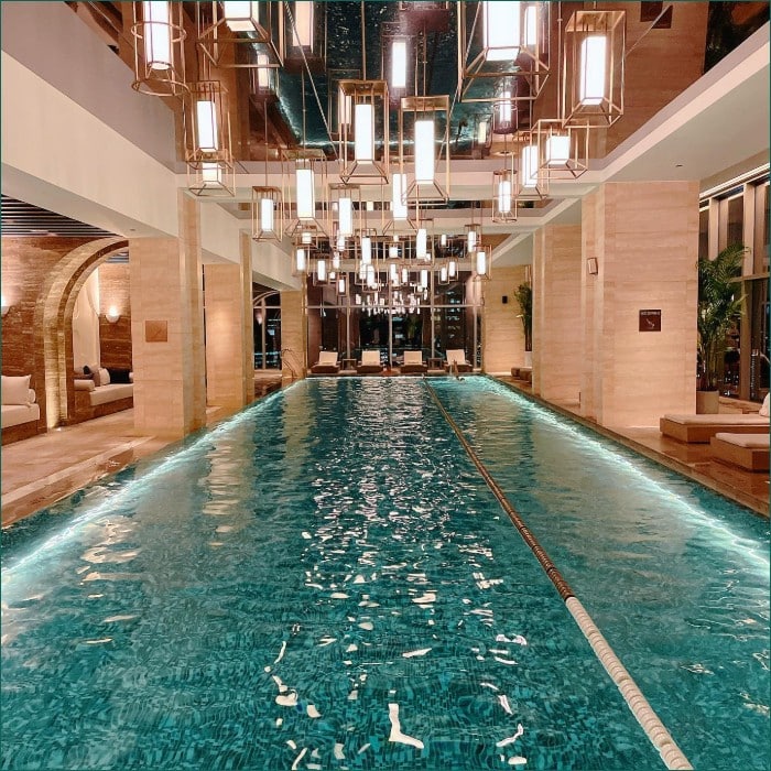 Lavish And Luxurious Indoor Swimming Pool Designs